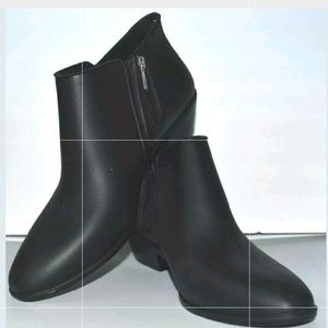 Sam Edelman Rain Shoes